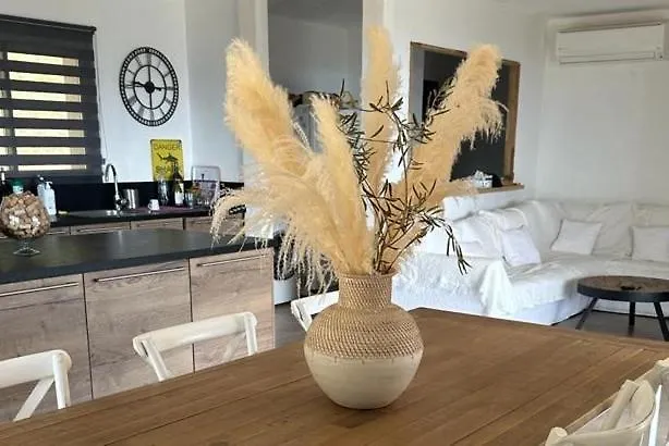 De Superbe Vue Piscine Privee Holiday home Moltifao