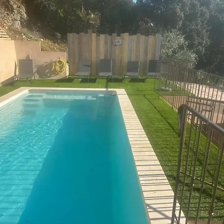 Vakantiehuis De Superbe Vue Piscine Privee Moltifao