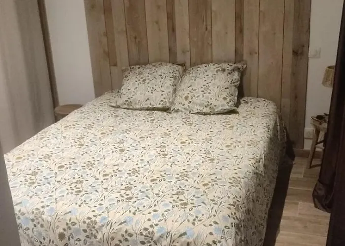 Vakantiehuis De Superbe Vue Piscine Privee Moltifao